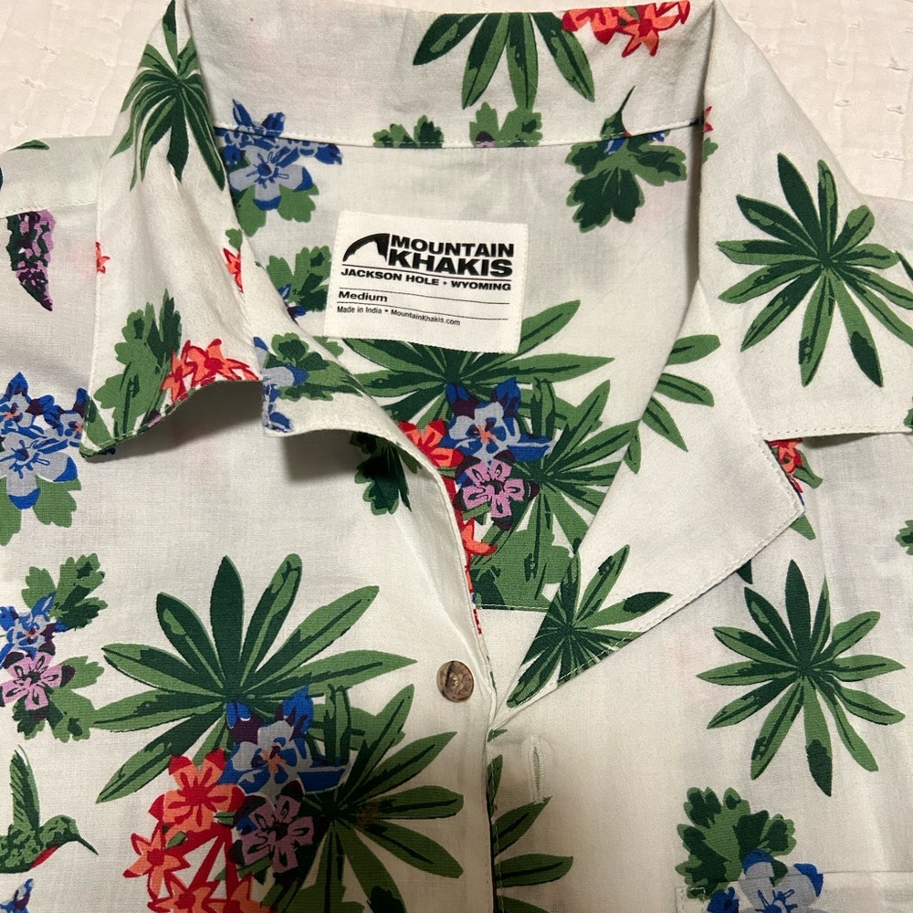 Mountain Khakis Button Down shirt